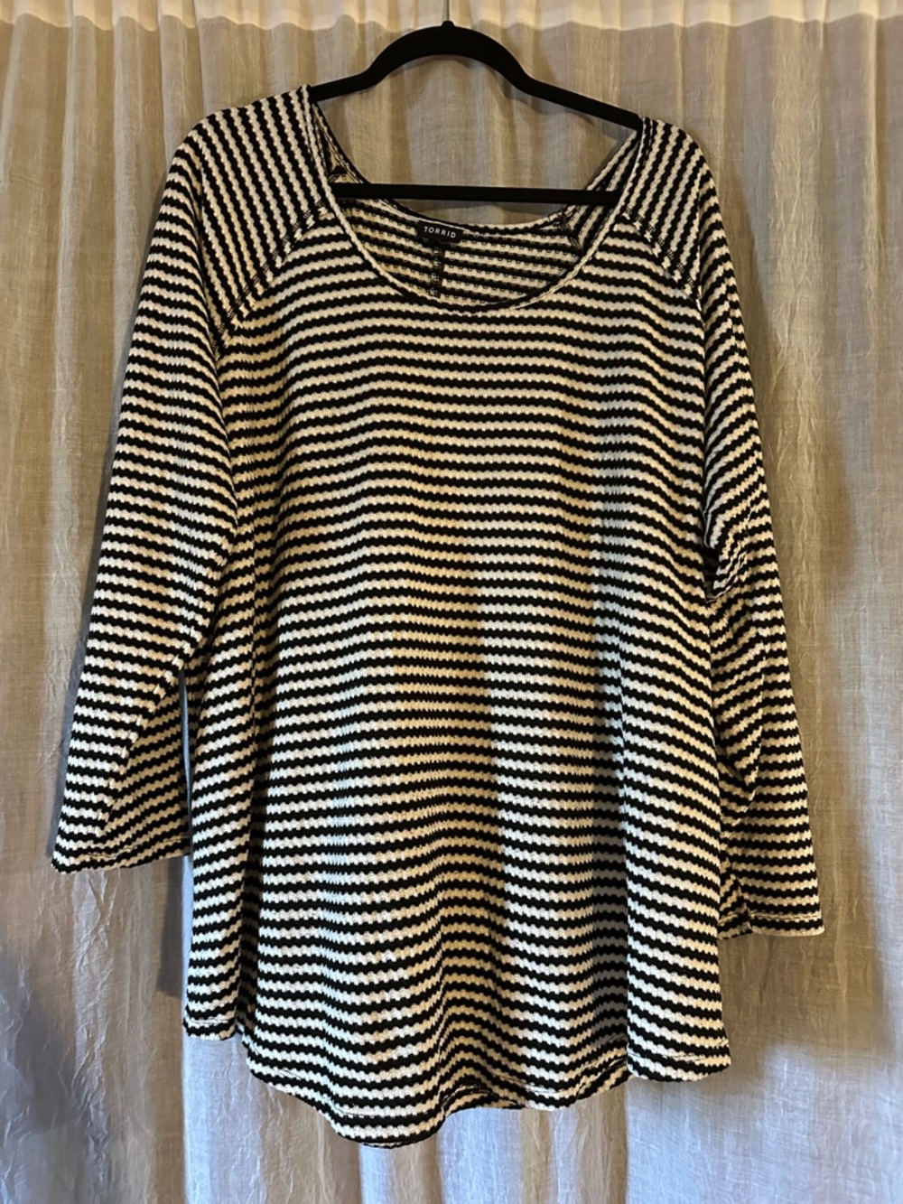 torrid Black & White Zigzag Shirt